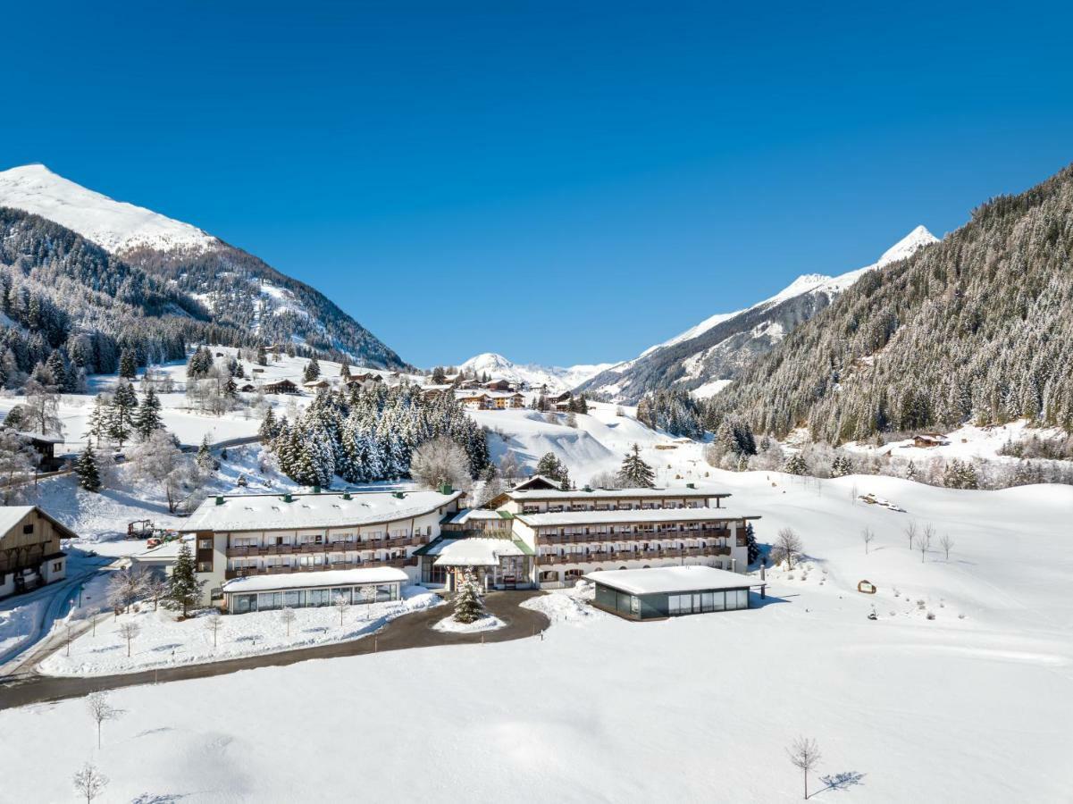 Defereggental Hotel & Resort Sankt Veit in Defereggen Ngoại thất bức ảnh
