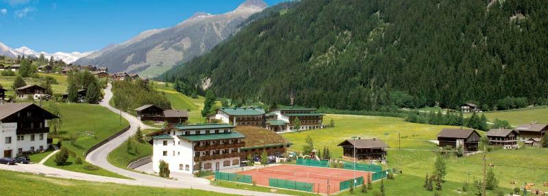 Defereggental Hotel & Resort Sankt Veit in Defereggen Ngoại thất bức ảnh